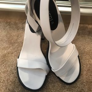 Sandal heels